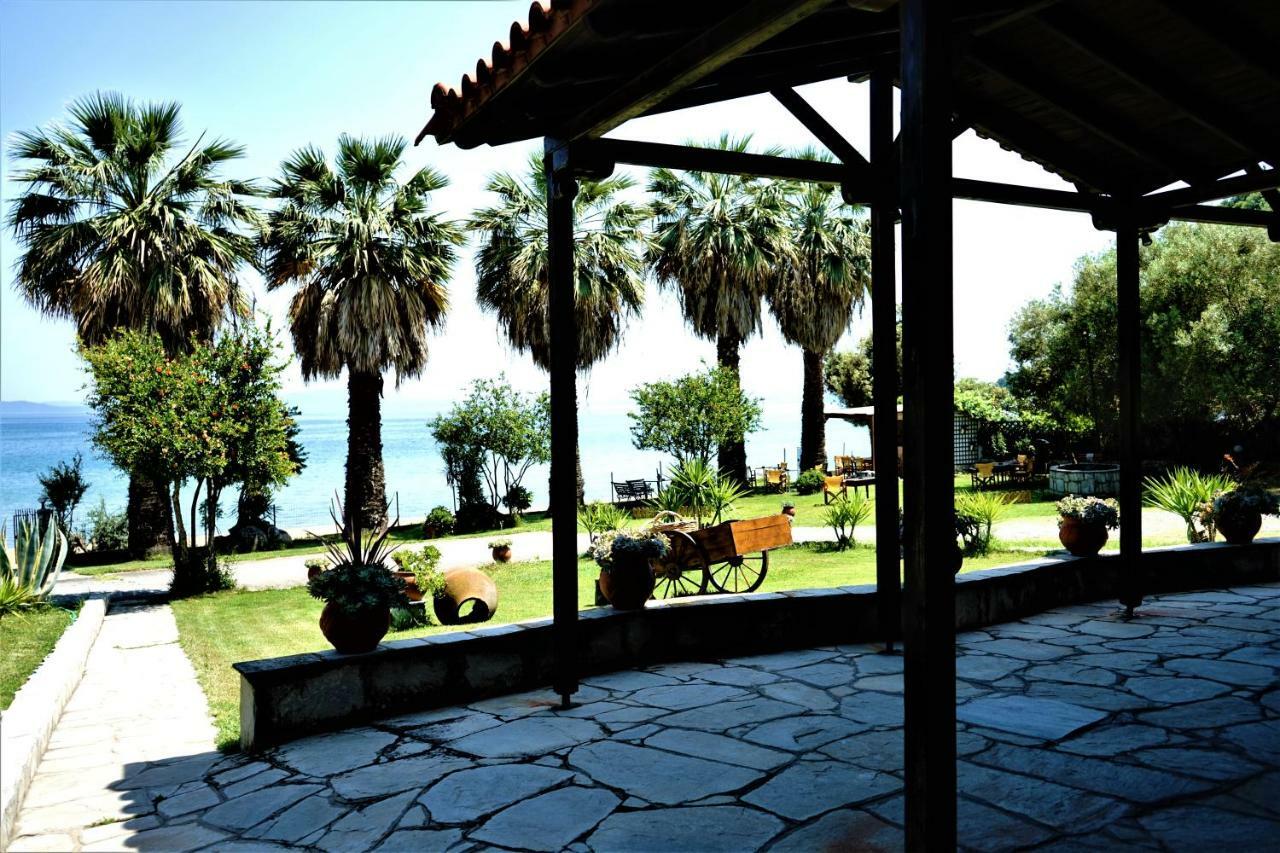 Pension Karvounoskala Stratoni Exterior photo